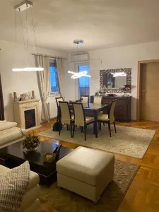 Divpusējs Pārdošanā 21000 Novi Sad RS