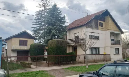 Māja Pārdošanā  21470 Bački Petrovac RS